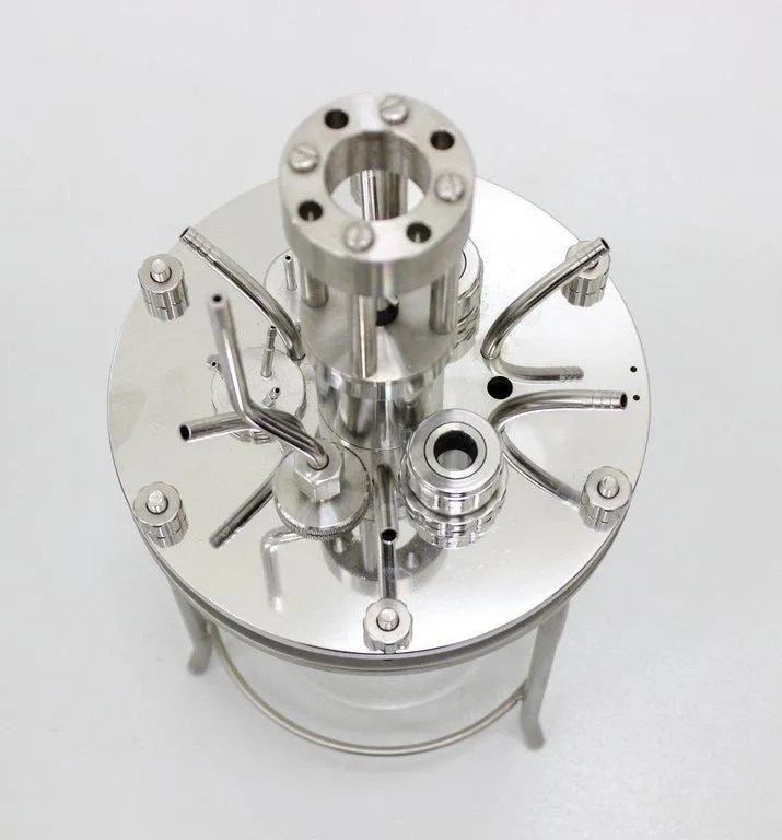 Applikon Bioreactor Model -1/0.5 barg 1.5L Glass Vessel Excellent