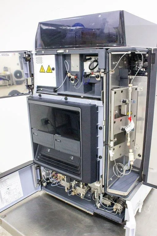 Shimadzu Prominence-i, LC-2030 Plus Liquid Chromatograph