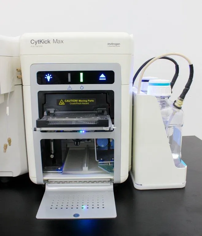 Invitrogen Attune NxT Flow Cytometry with CytKick MAX Autosampler Installed