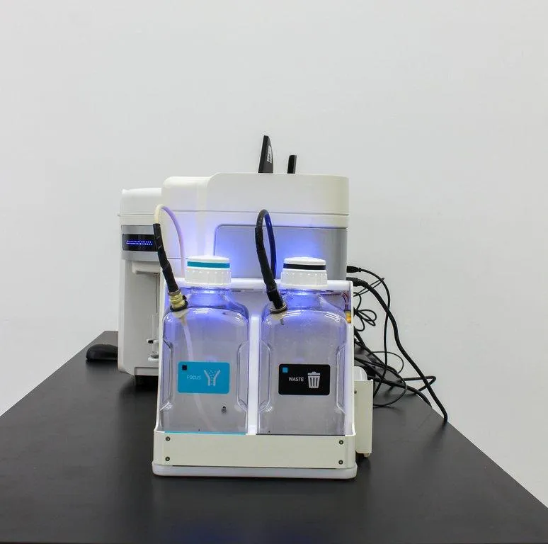 Invitrogen Attune NxT Flow Cytometry with CytKick MAX Autosampler Installed
