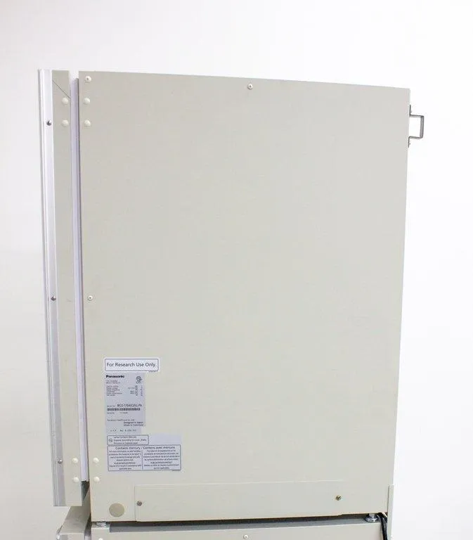 Panasonic MCO-170AICUVL-PA CO2 Incubator 5.8 cu.ft. w/ Touchscreen & UV