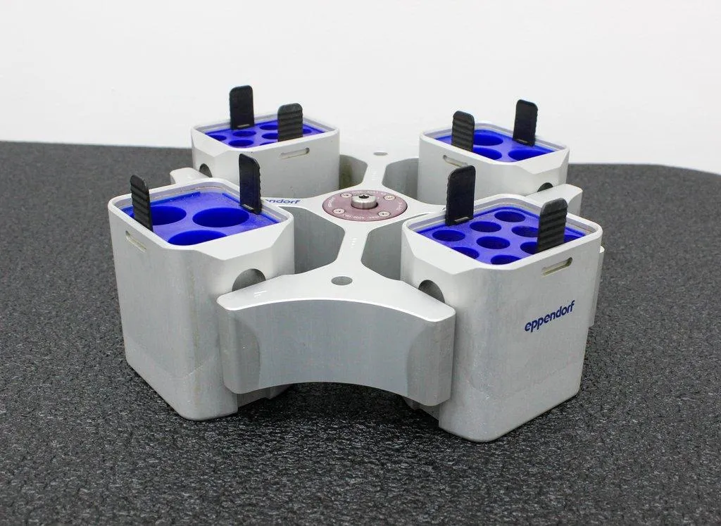 Eppendorf Centrifuge 5810 with A-4-62 Rotor