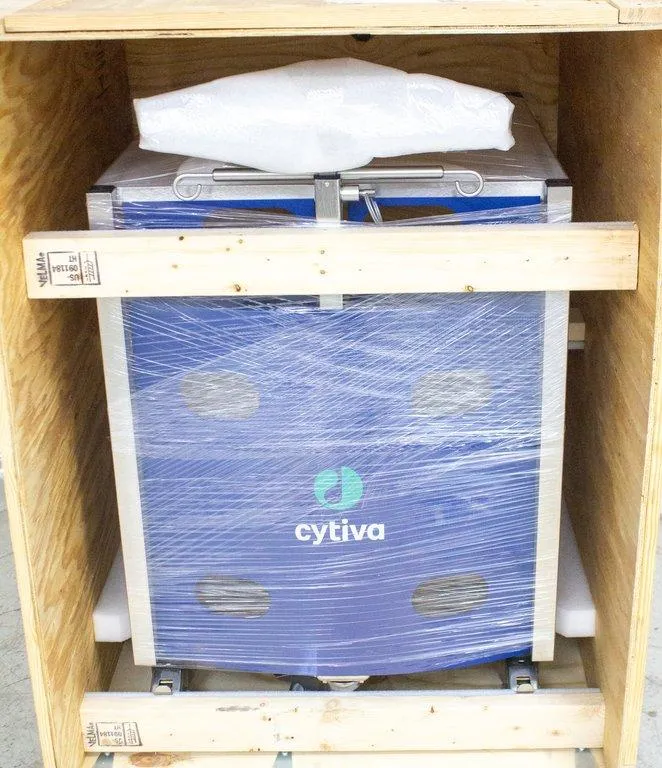 Cytiva ReadyKart Mini with 3 Shelves Mobile Processing Station
