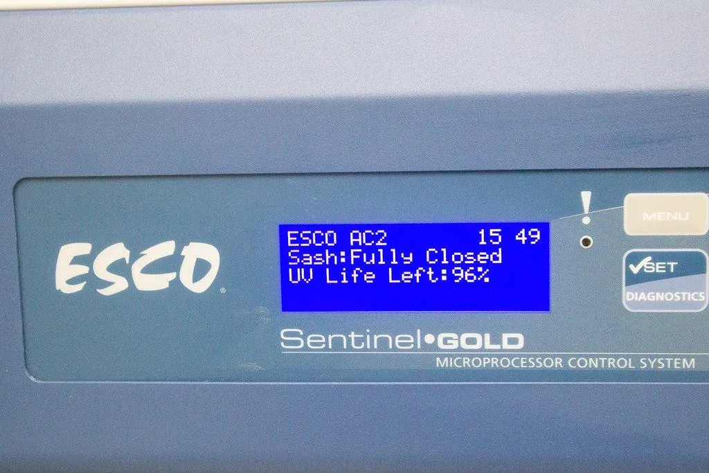 Esco Airstream AC2-6S9-NS Biosafety Cabinet ISO Class3 6ft 70 Percent Energy Saving