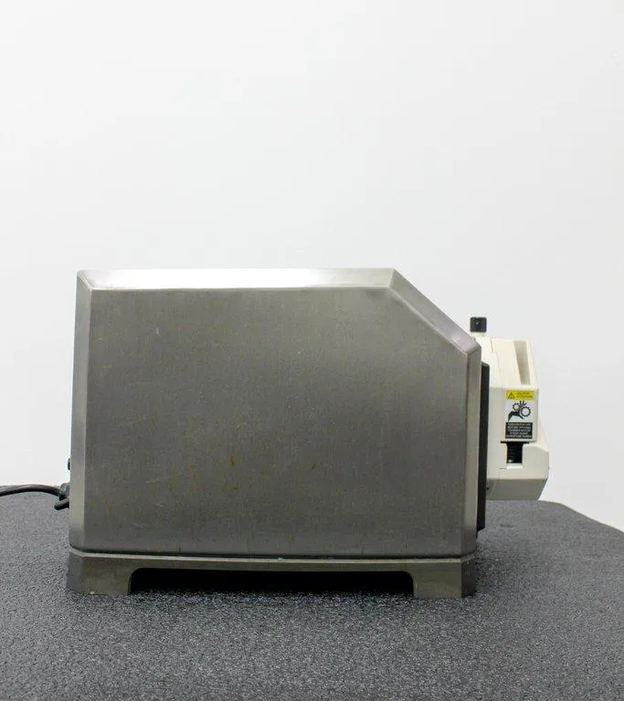 Cole Parmer 77420-18 Peristaltic Pump Digital 26000 ml/min, US Plug