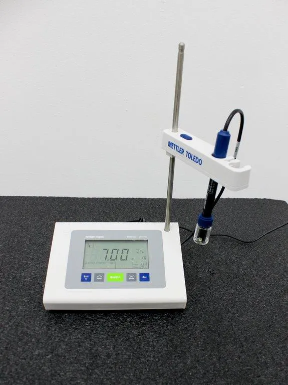 Mettler-Toledo FiveEasy F20 pH Meter Standalone Unit Excellent Condition