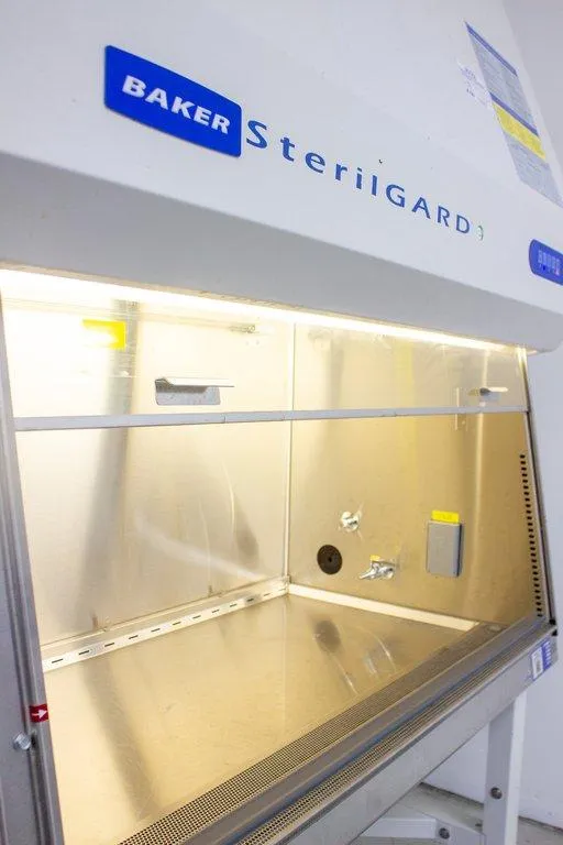 The Baker Company SG404 Biosafety Cabinet