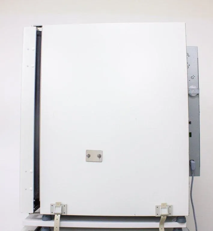Thermo Scientific Heracell VIOS 250i CO2 Incubator