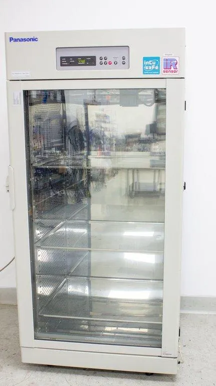 Panasonic MCO-80ICL-PA Large CO2 Incubator 30.1 cu.ft. Various Cell Culture