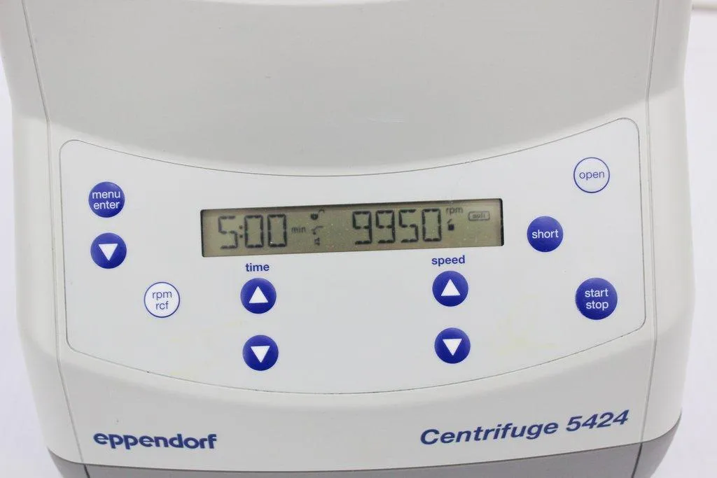 Eppendorf 5424 Benchtop Centrifuge 120V 50/60Hz VG Condition 24-Place Rotor
