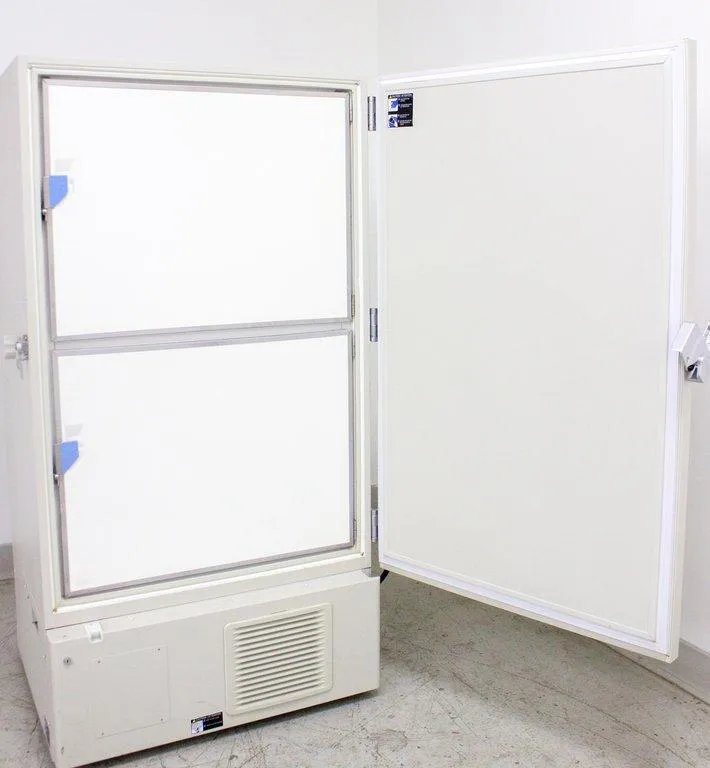 -86°C Ultra-Low Temperature Upright Freezer 25.7 cu.ft. | 728 L Panasonic MDF-U76VC-PA