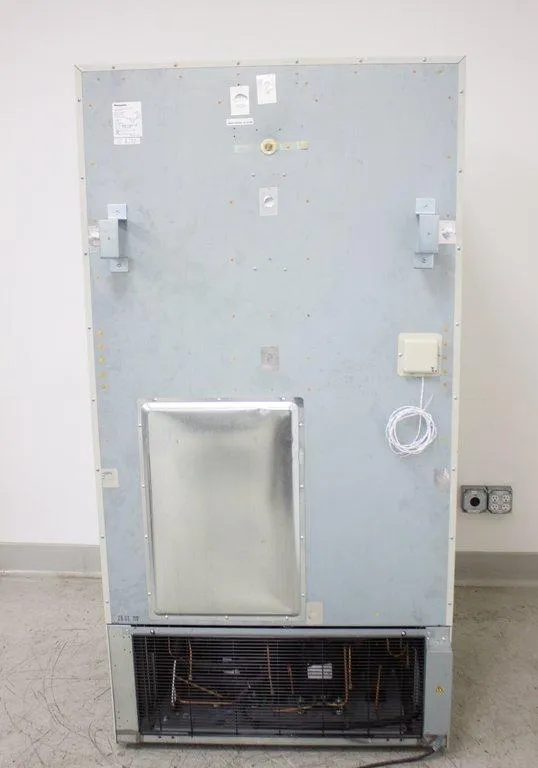 -86°C Ultra-Low Temperature Upright Freezer 25.7 cu.ft. | 728 L Panasonic MDF-U76VC-PA