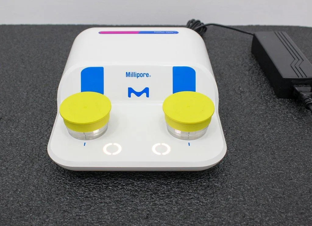 Millipore MMSYSTMM1 Milliflex Oasis Filtration Pump - Lab Equipment