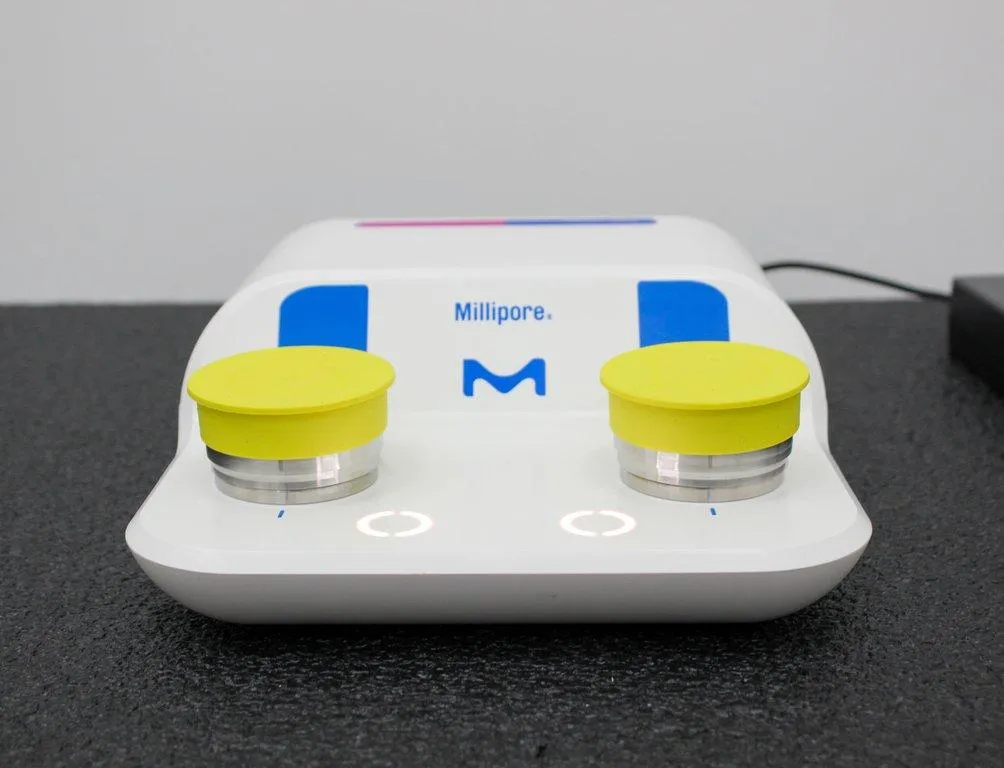 Millipore MMSYSTMM1 Milliflex Oasis Filtration Pump 120V 50/60Hz Excellent Cond