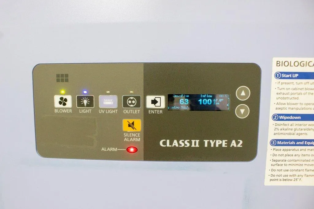 Panasonic MHE-N400A2-PA Biological Safety Cabinet