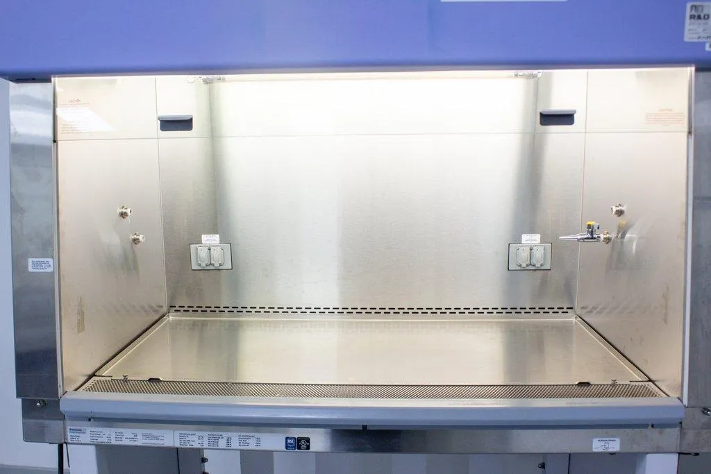 Panasonic MHE-N400A2-PA Biological Safety Cabinet
