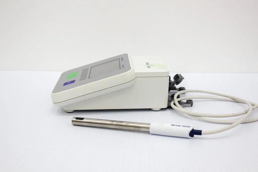 Mettler-Toledo Seven Compact S230 Laboratory pH Meter