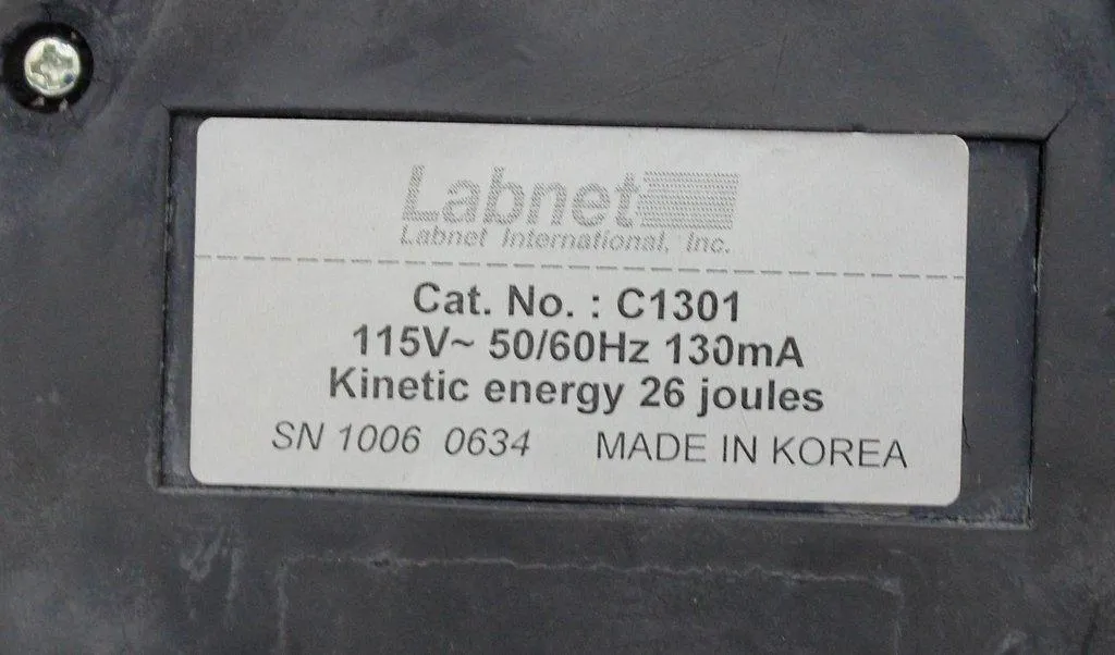 Labnet Mini Centrifuge C1301, 10060634, 120V, 50Hz/60Hz, VG (Very Good), 30-Day Warranty