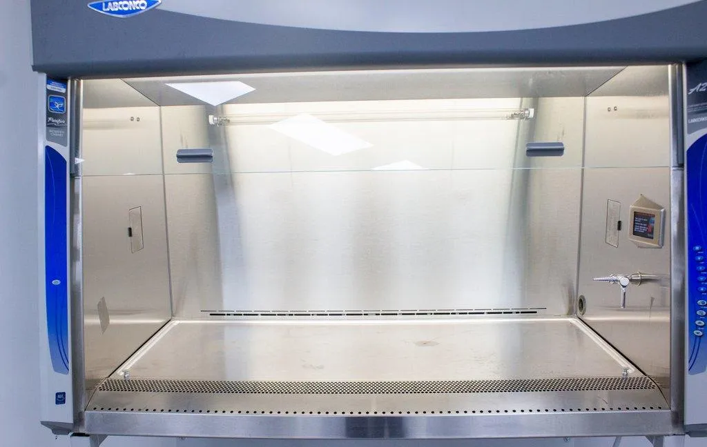 Labconco Purifier Logic+ 4Ft Class II Type A2 Biosafety Cabinet Cat# 302411100