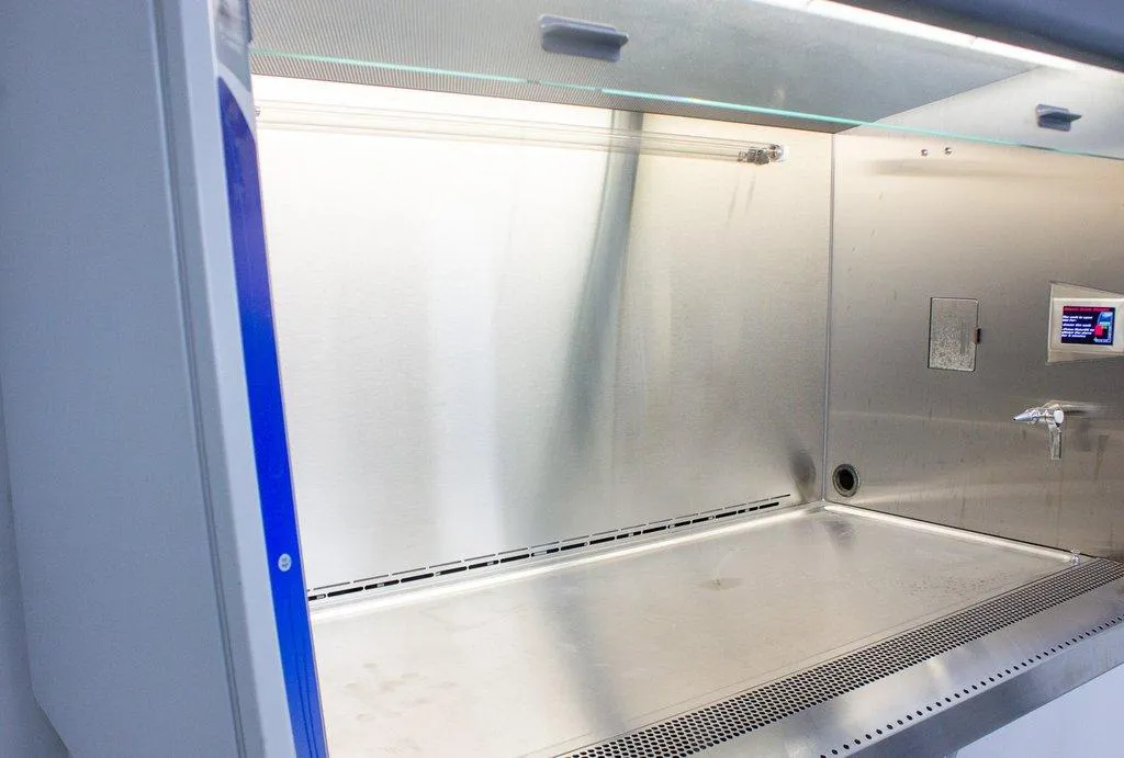 Labconco Purifier Logic+ 4Ft Class II Type A2 Biosafety Cabinet Cat# 302411100