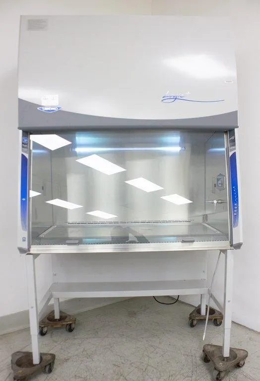 Labconco Purifier Logic+ 4Ft Class II Type A2 Biosafety Cabinet Cat# 302411100