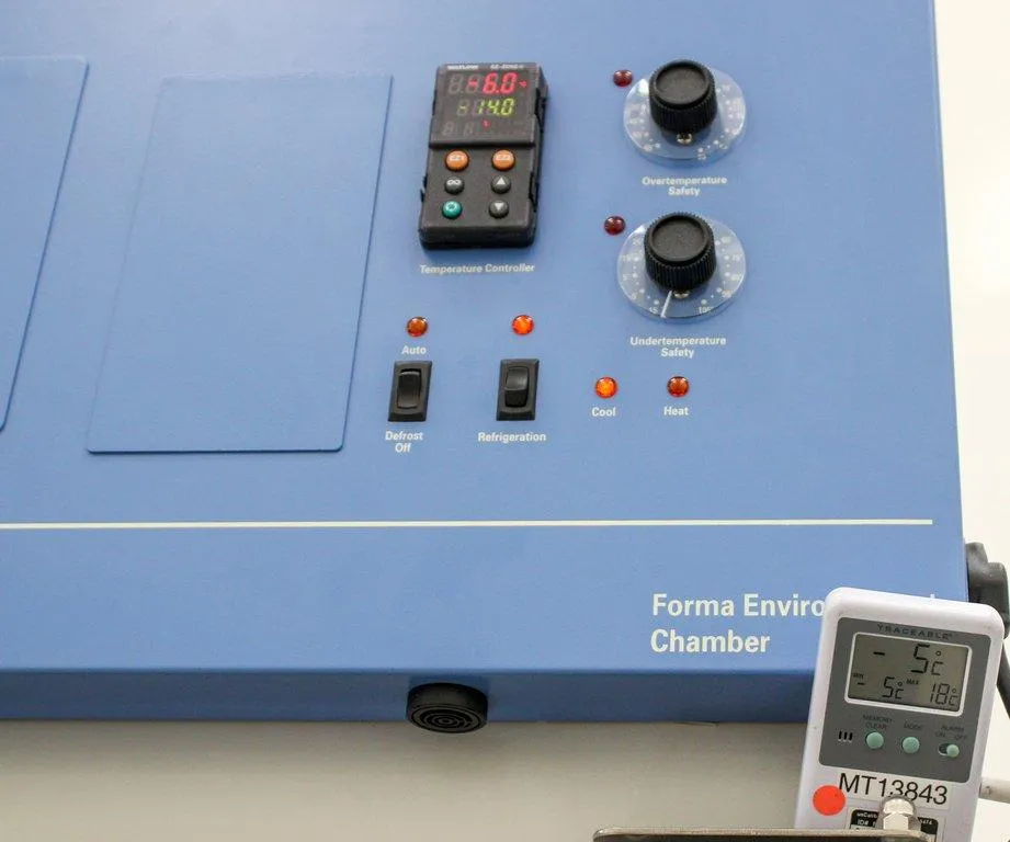 Thermo 3920 Forma Environmental Chamber Temperature Range 0 to 60C