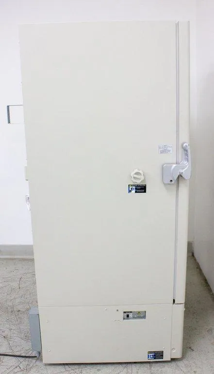 Panasonic MDF-U76VC-PA -86°C Ultra-Low Temperature Upright Freezer 25.7 cu.ft. | 728 L