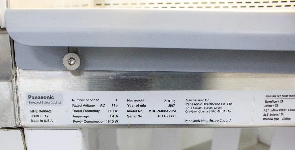 Panasonic MHE-N400A2-PA Biosafety Cabinet Class II A2 115V 480 lb Includes Stand