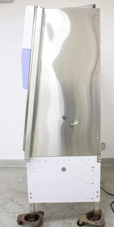 Panasonic MHE-N400A2-PA Biosafety Cabinet Class II A2 115V 480 lb Includes Stand