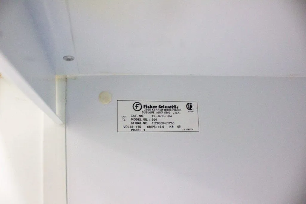 Fisher Isotemp Incubator Model 304 Refrigerated 10C-40C 32in Width Used