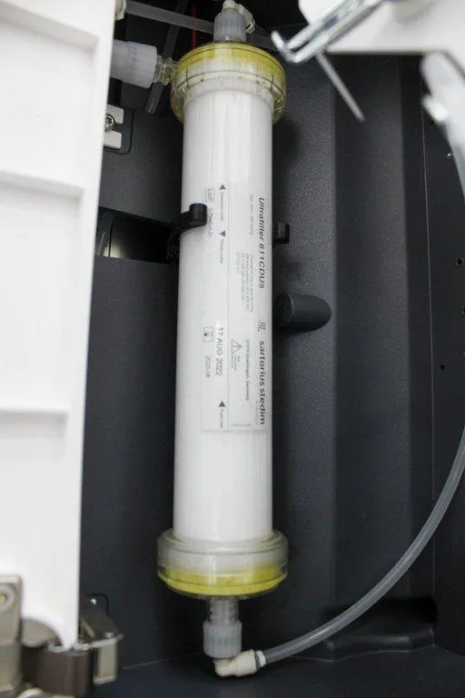 Sartorius Arium Pro UV Ultrapure Water Purification System Wall Mount H20PRO-VF-B 38305628