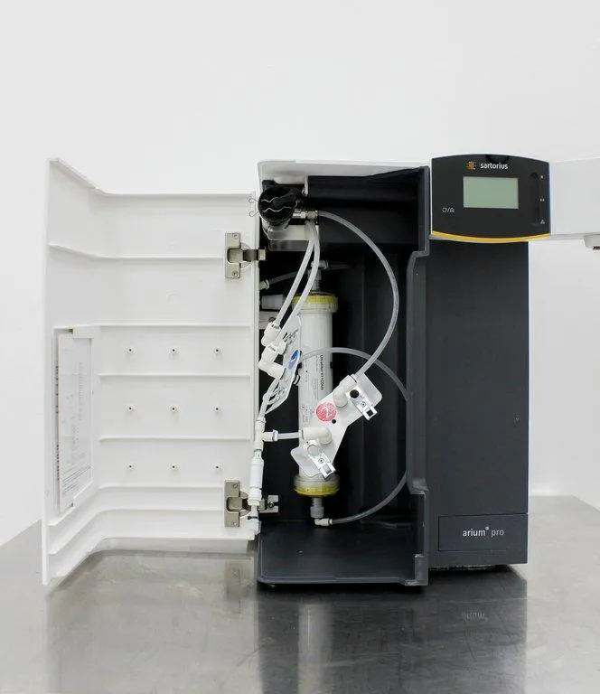 Sartorius Arium Pro UV Ultrapure Water Purification System Wall Mount H20PRO-VF-B 38305628