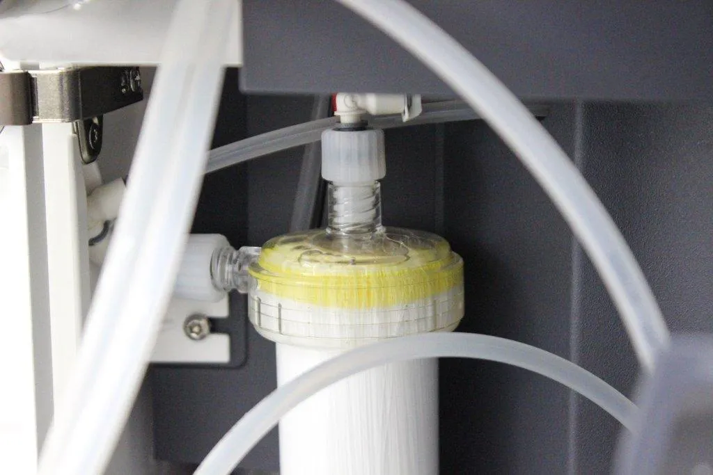 Sartorius Arium Pro UV Ultrapure Water Purification System Wall Mount H20PRO-VF-B 38305628