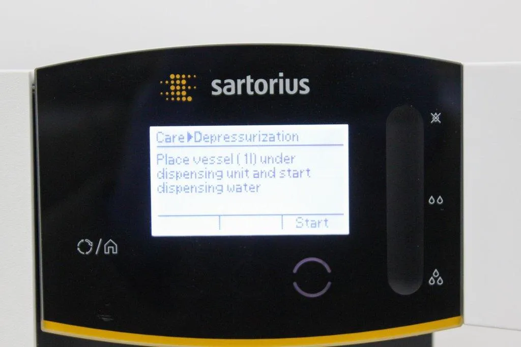 Sartorius Arium Pro UV Ultrapure Water Purification System Wall Mount H20PRO-VF-B 38305628