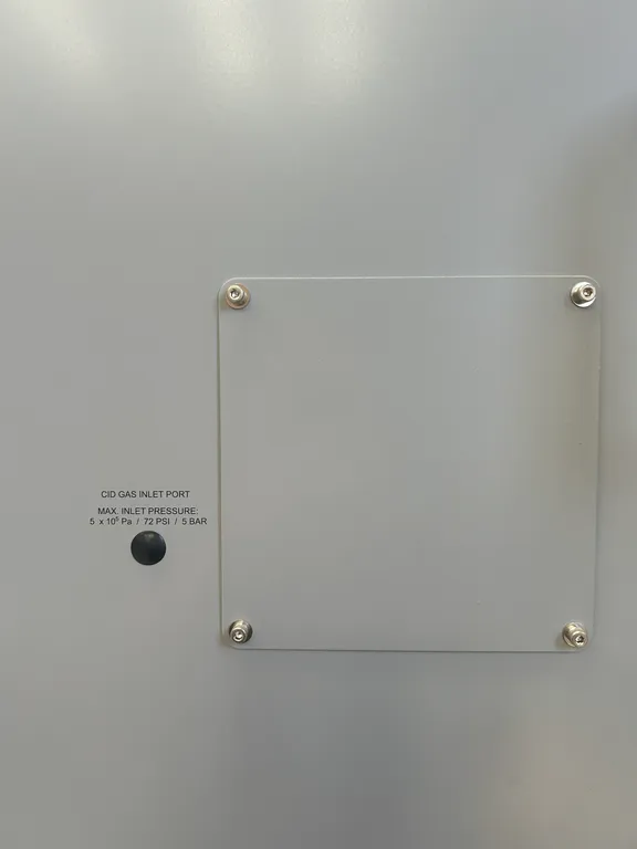 Biomerieux Vitek MS MALDI-TOF microbiological ID system Bioanalyzer