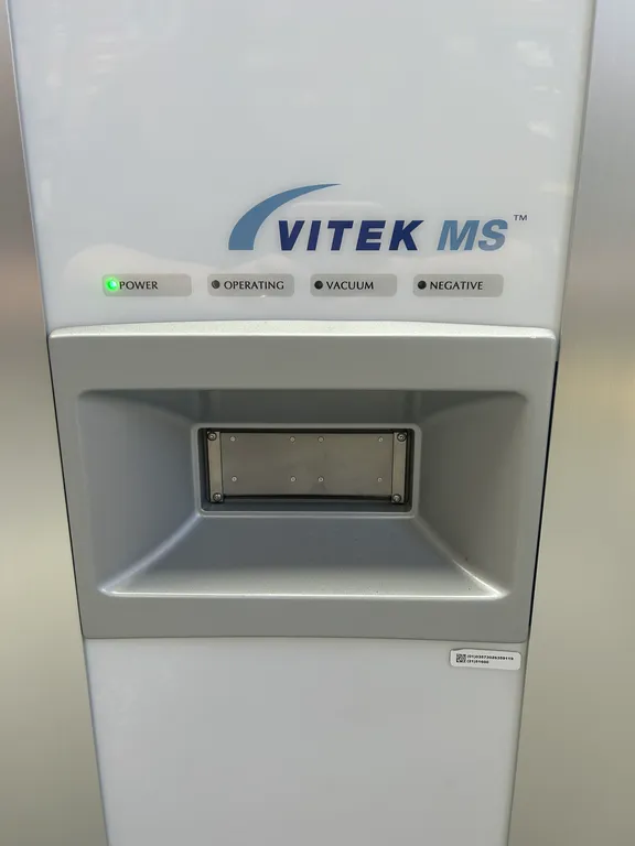 Biomerieux Vitek MS MALDI-TOF microbiological ID system Bioanalyzer