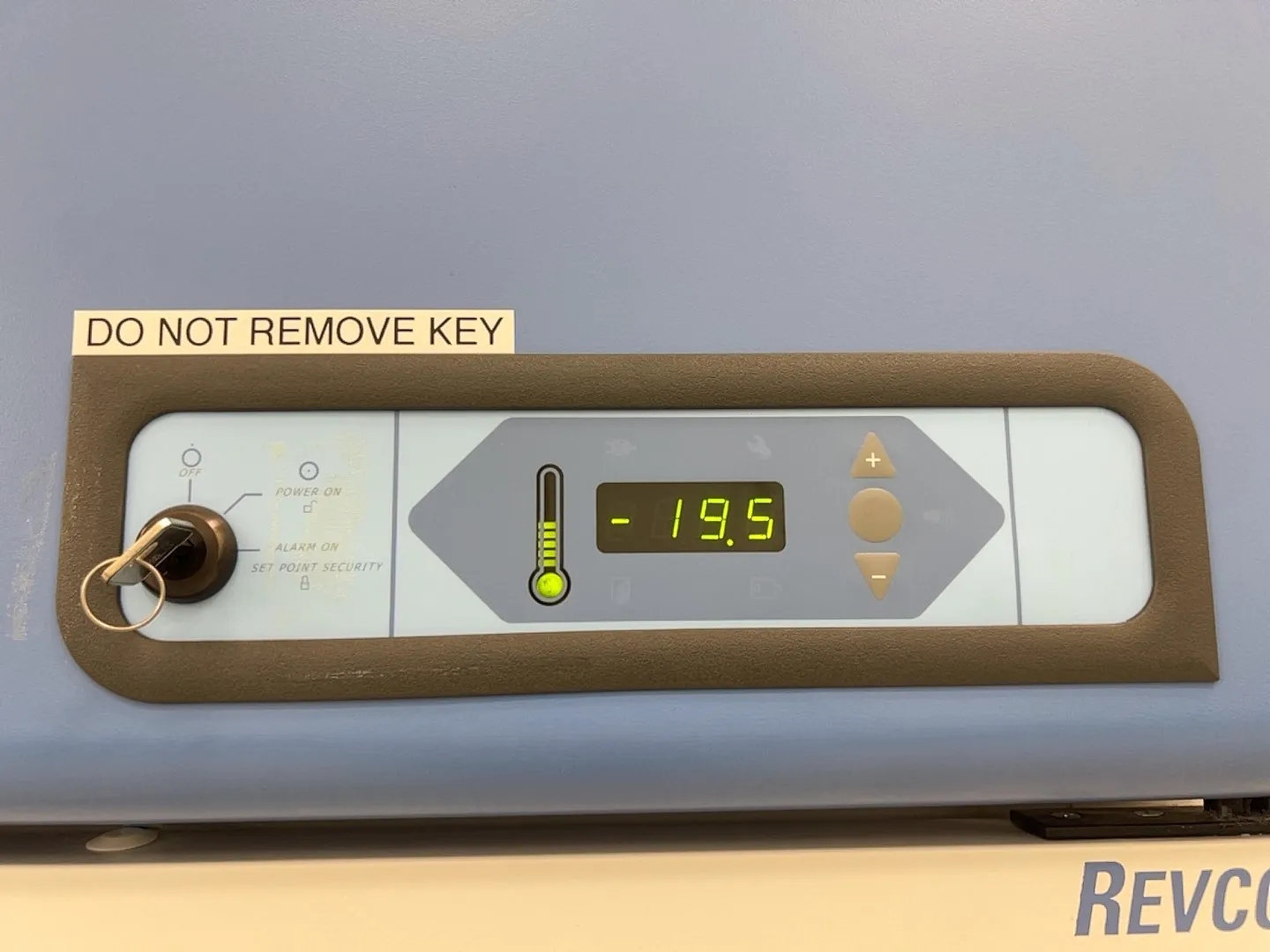 Thermo ULT5030A Freezer Ultra Low Vertical 51.1 Cu Ft 30C Digital Alarm