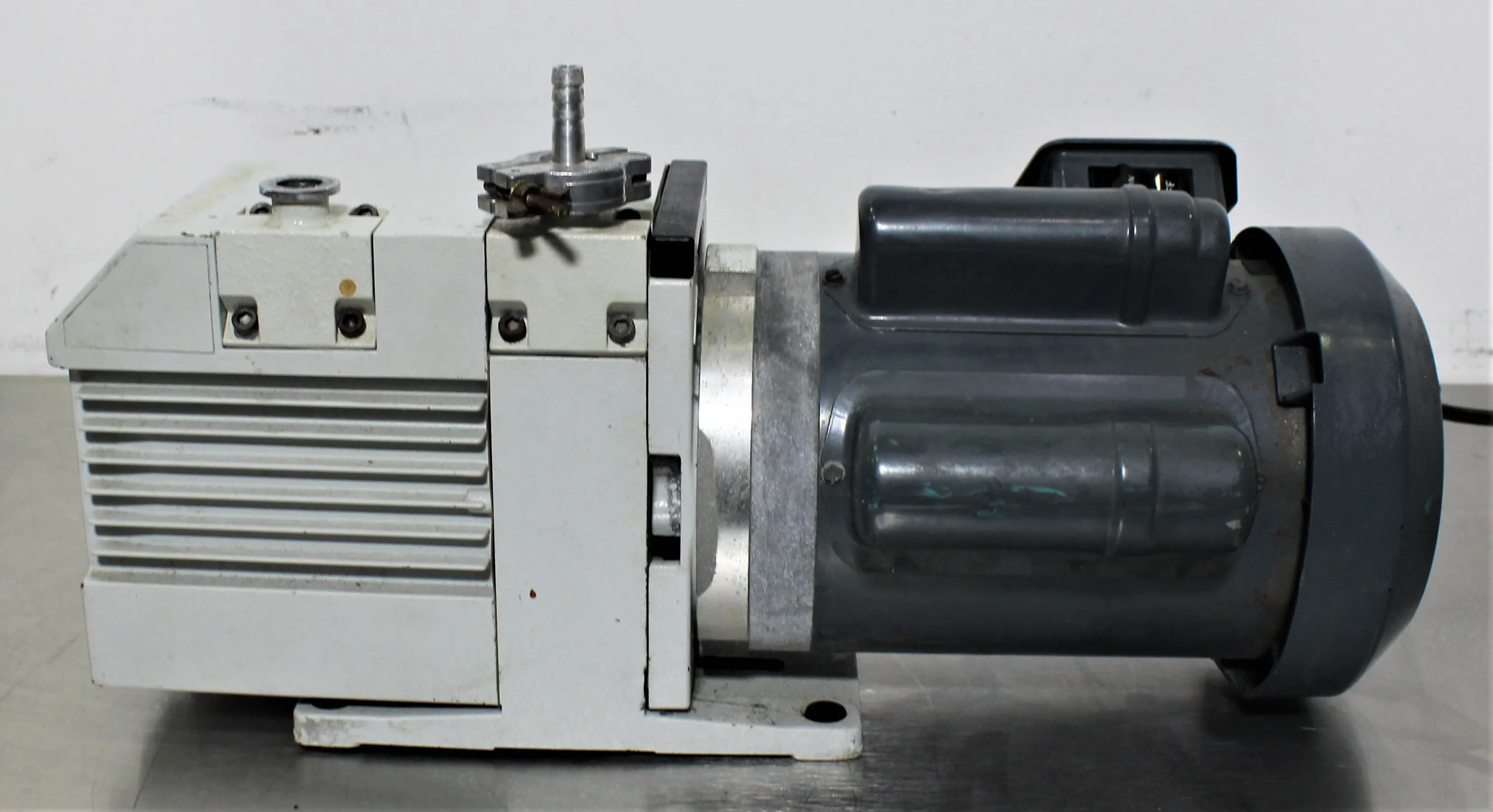 Fisher Scientific 01-157-8C Vacuum Pump