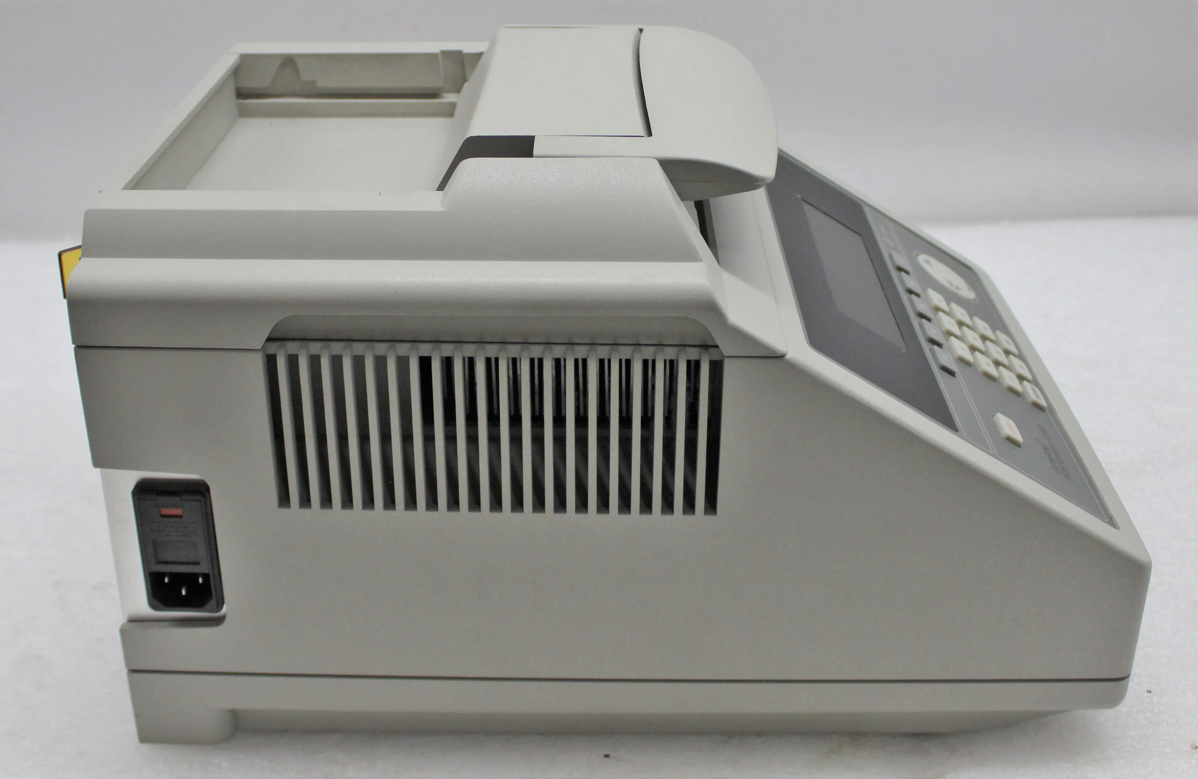 Applied Biosystems 9700 PCR Thermal Cycler N8050200