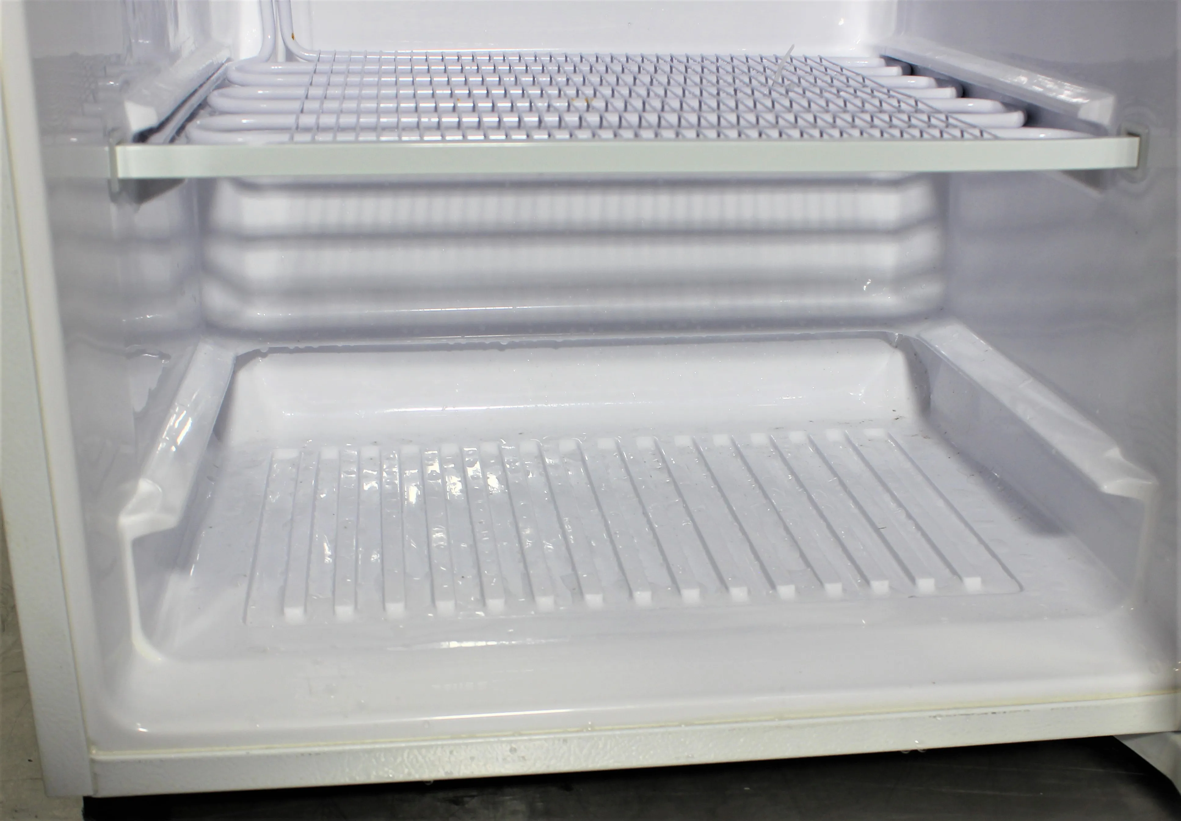 Fisher Scientific 05LFEEFSA Freezer - 5 cu. ft. Capacity, Manual Defrost, Class 2 Used Lab Equipment