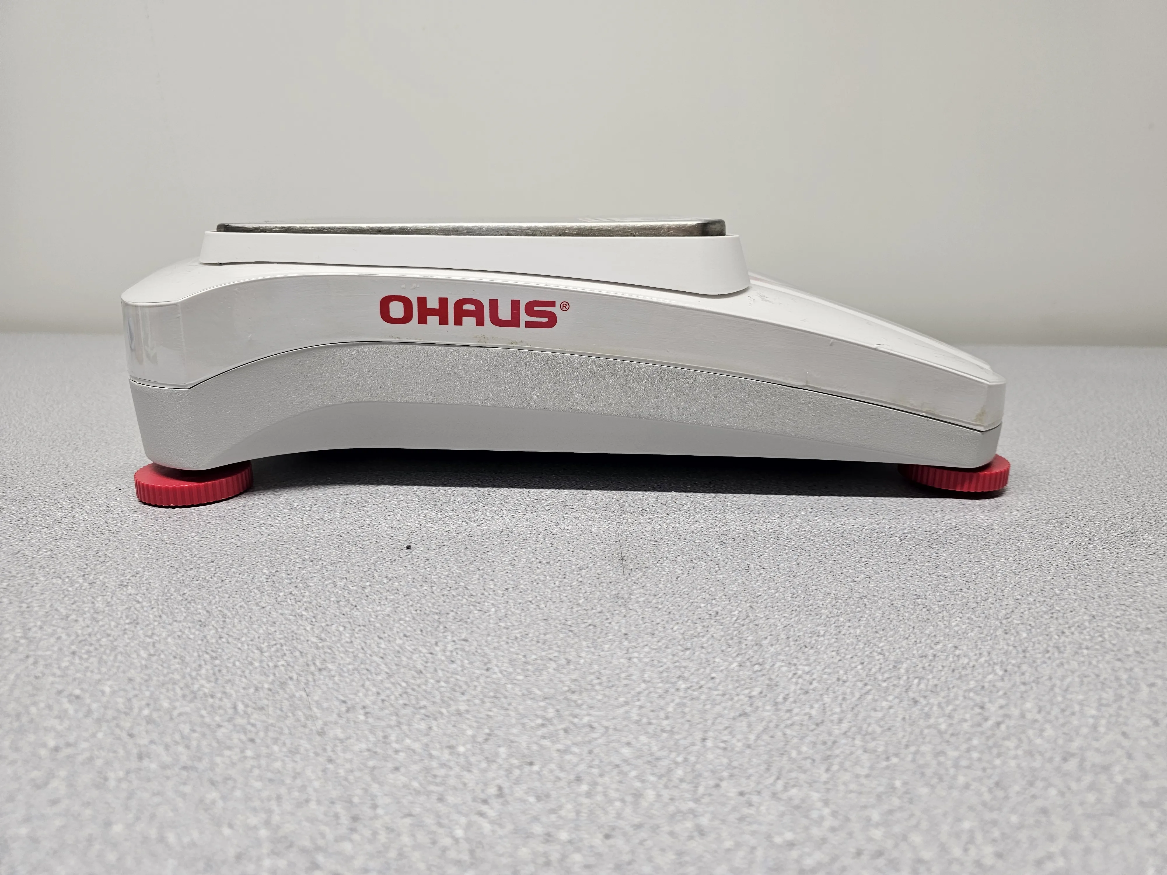 Ohaus AX8201/E Precision Balance