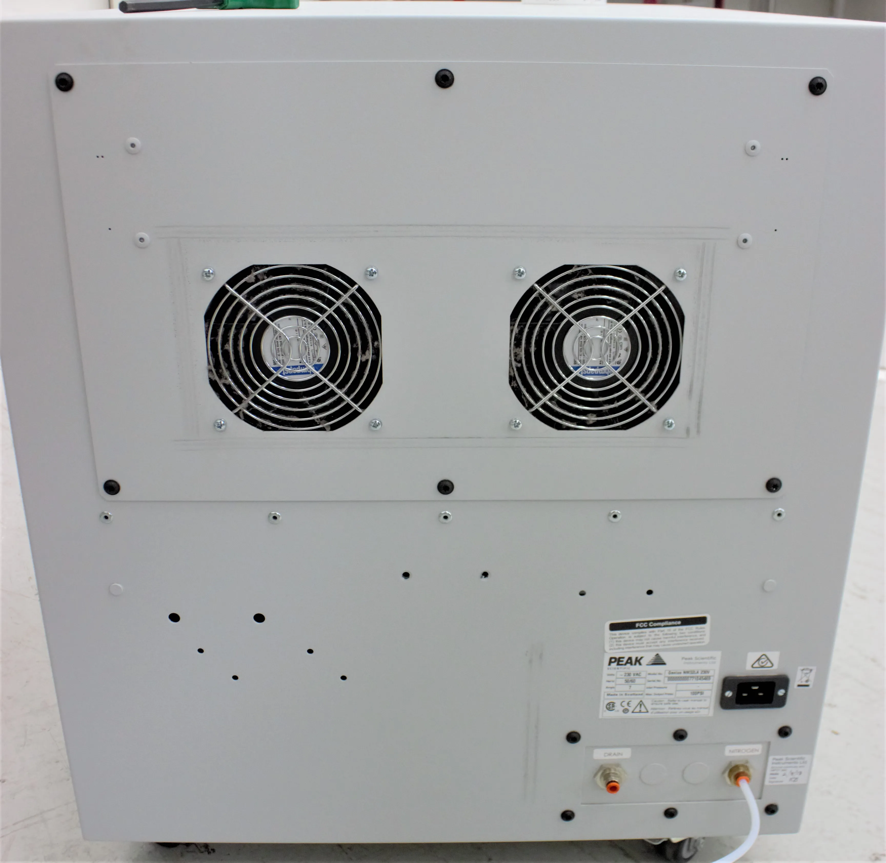 Peak Scientific Genius NM32LA Nitrogen Generator for LC-MS