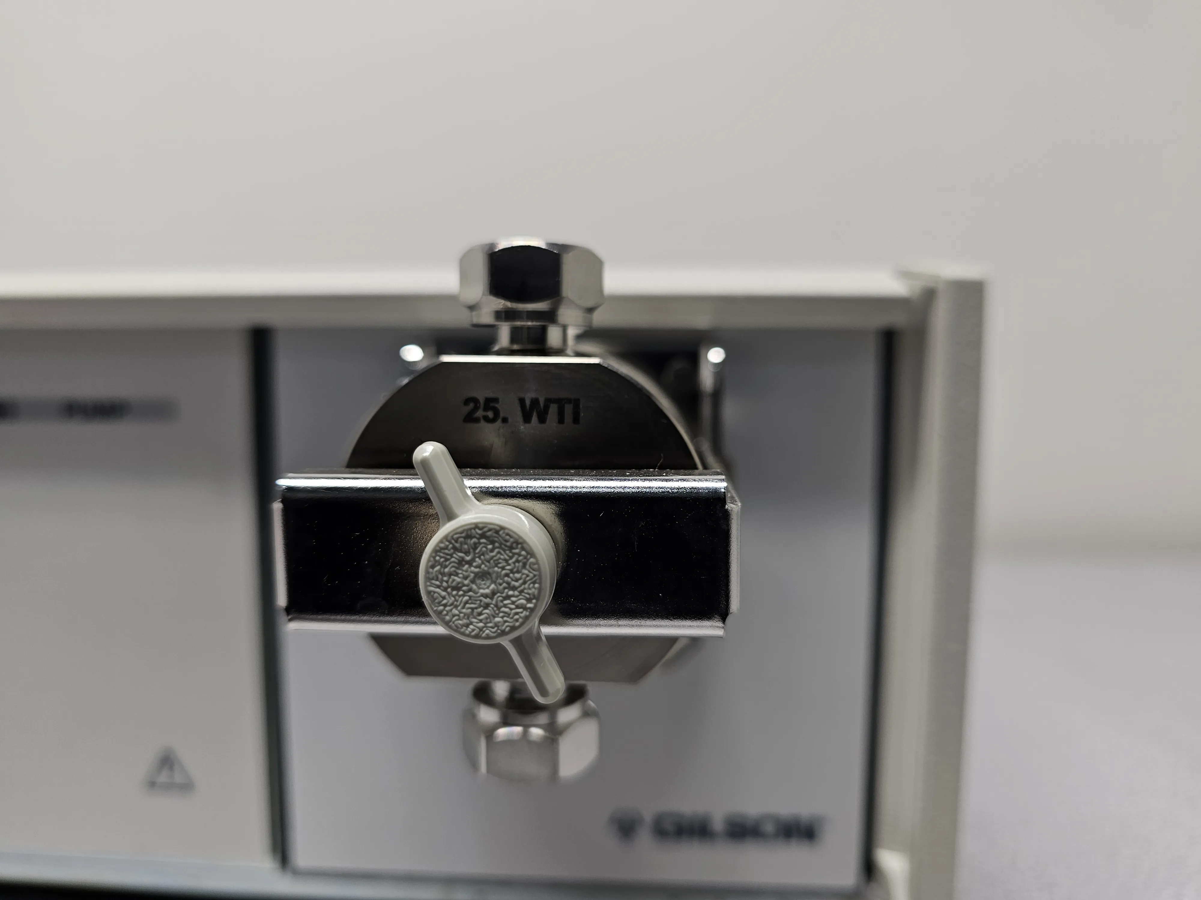 Gilson 306 HPLC Pump