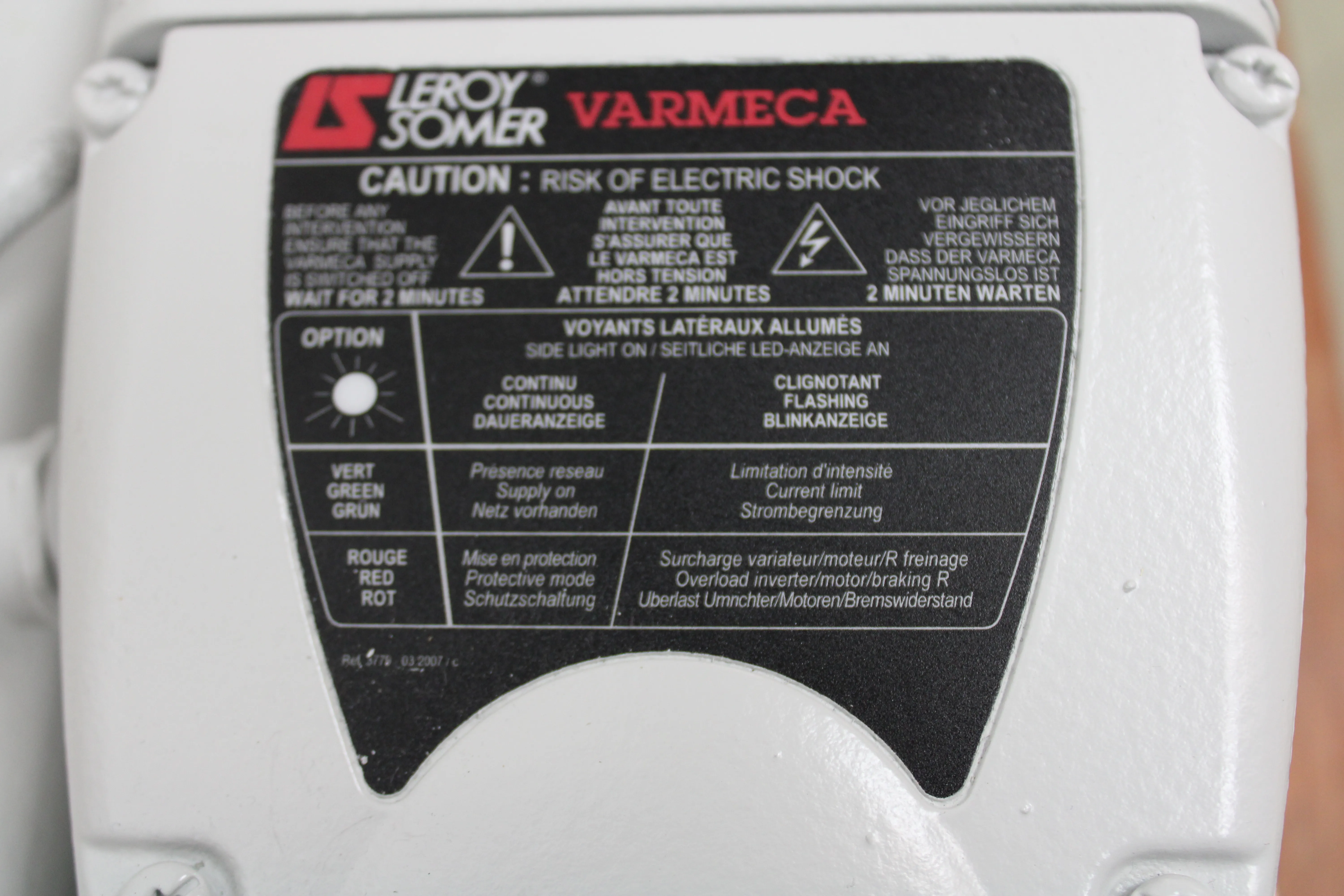 LEYBOLD SOGEVAC SV65 BI FC Rotary Vane Vacuum Pump 200-240V Model: 960465V3001
