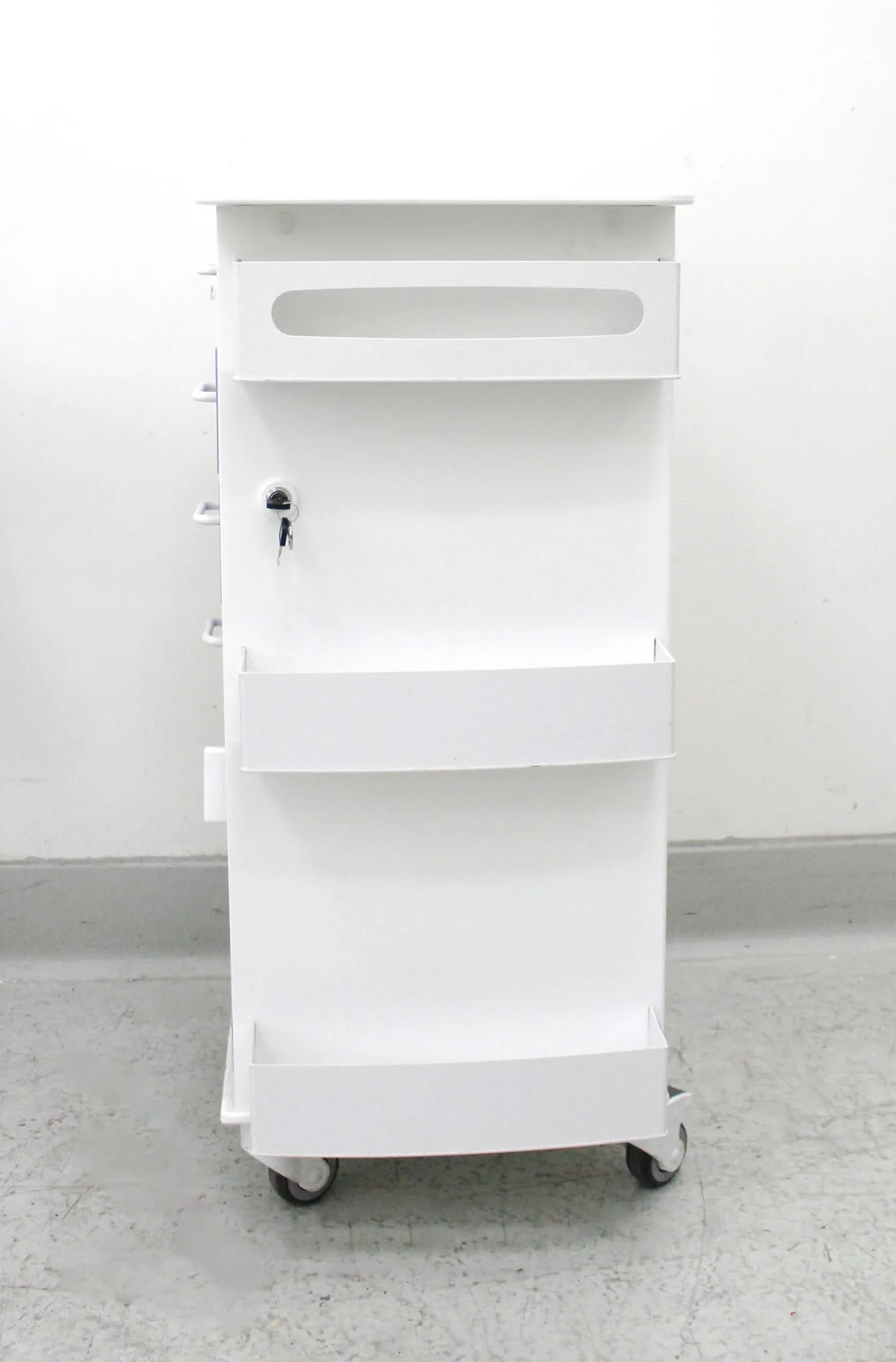 VWR MRI Core DX Lab Cart HDPE