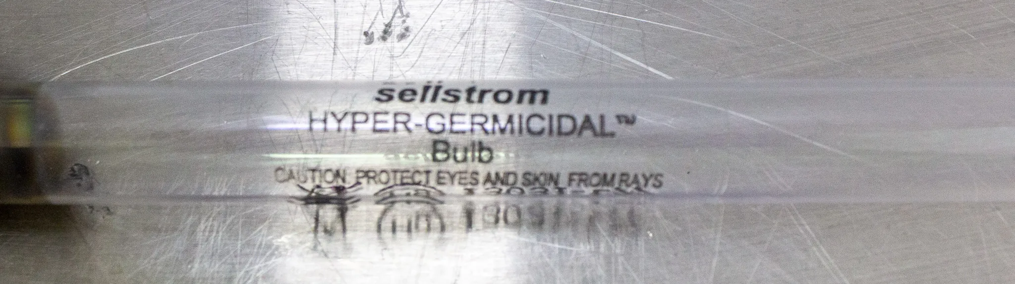 Sellstrom Monitor Ultimate Eyewear Germicidal Cabinet