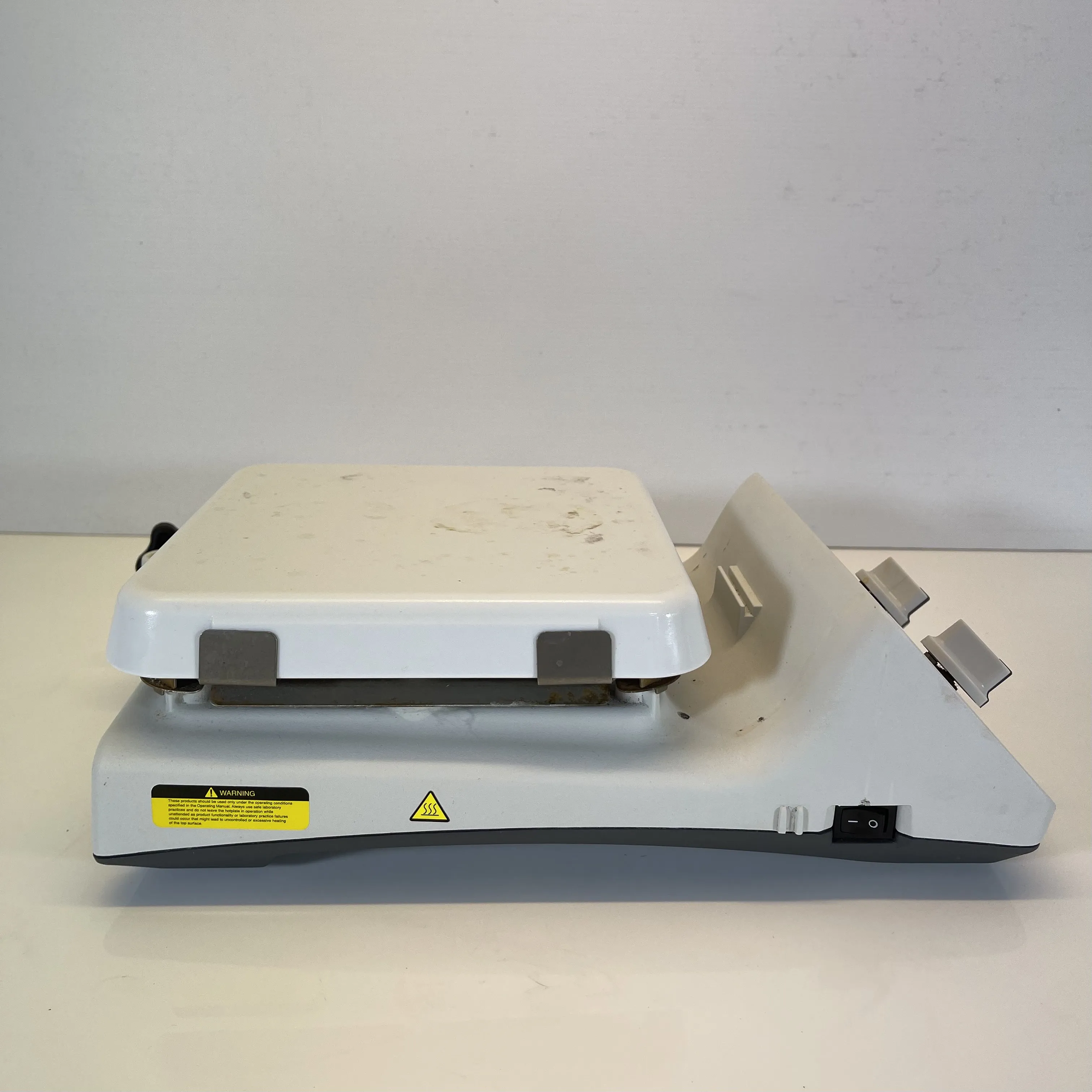 Thermo Scientific SP88857107 Hot Plate Stirrer with Precise Stirring Control