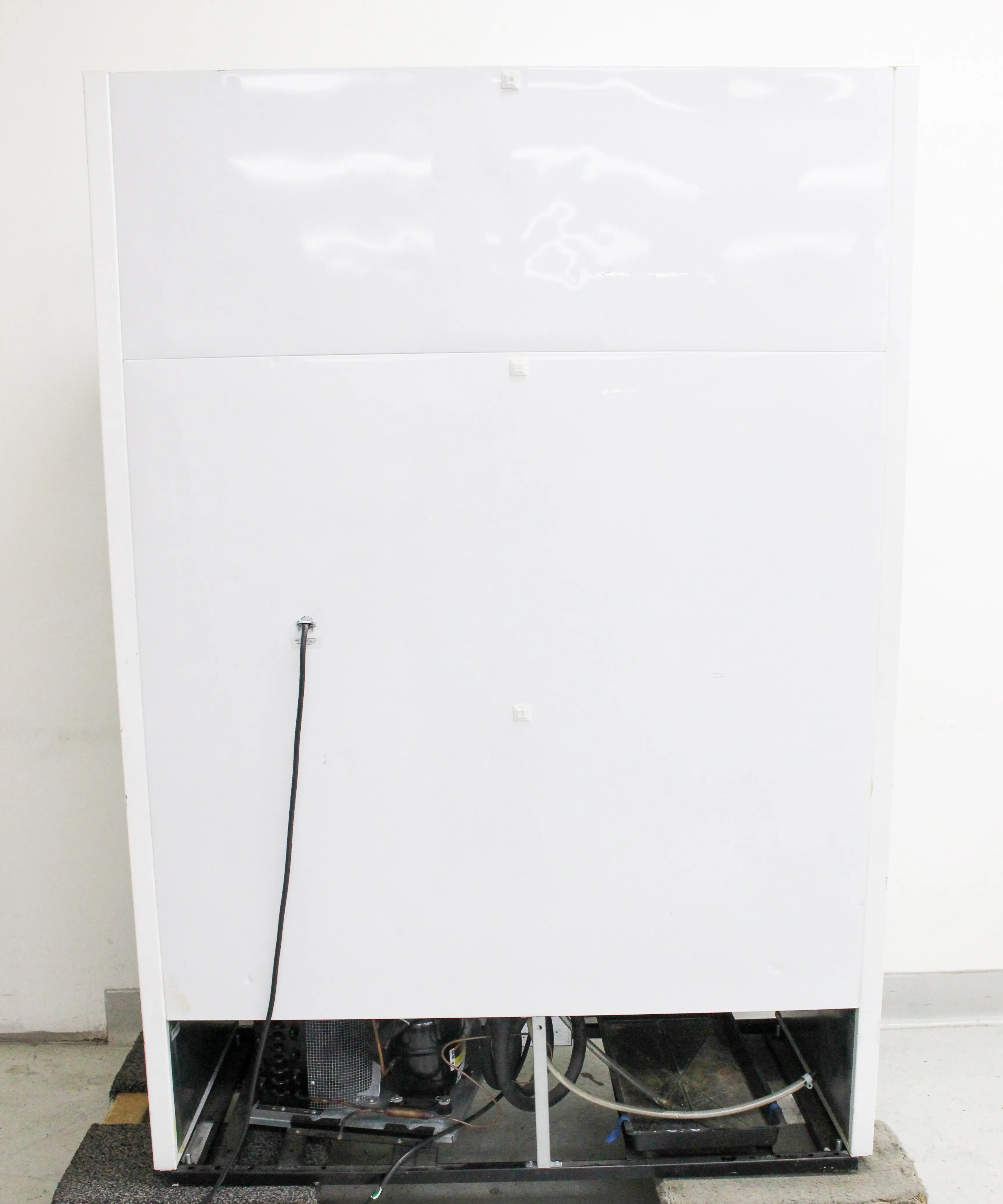 True GDM-49-LD Refrigerator Cold Storage 2-Door LED Lighting 33F-38F