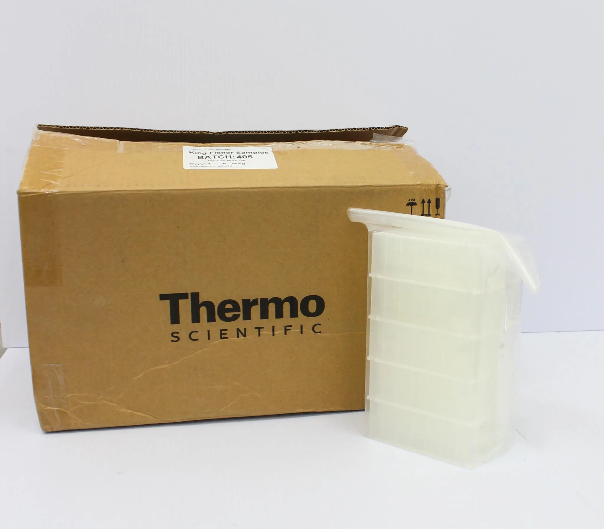 Thermo Scientific MTY 2-cav Mold Arctic White Storage Plates 96 Well 1 ml Deepwell Pack of 5