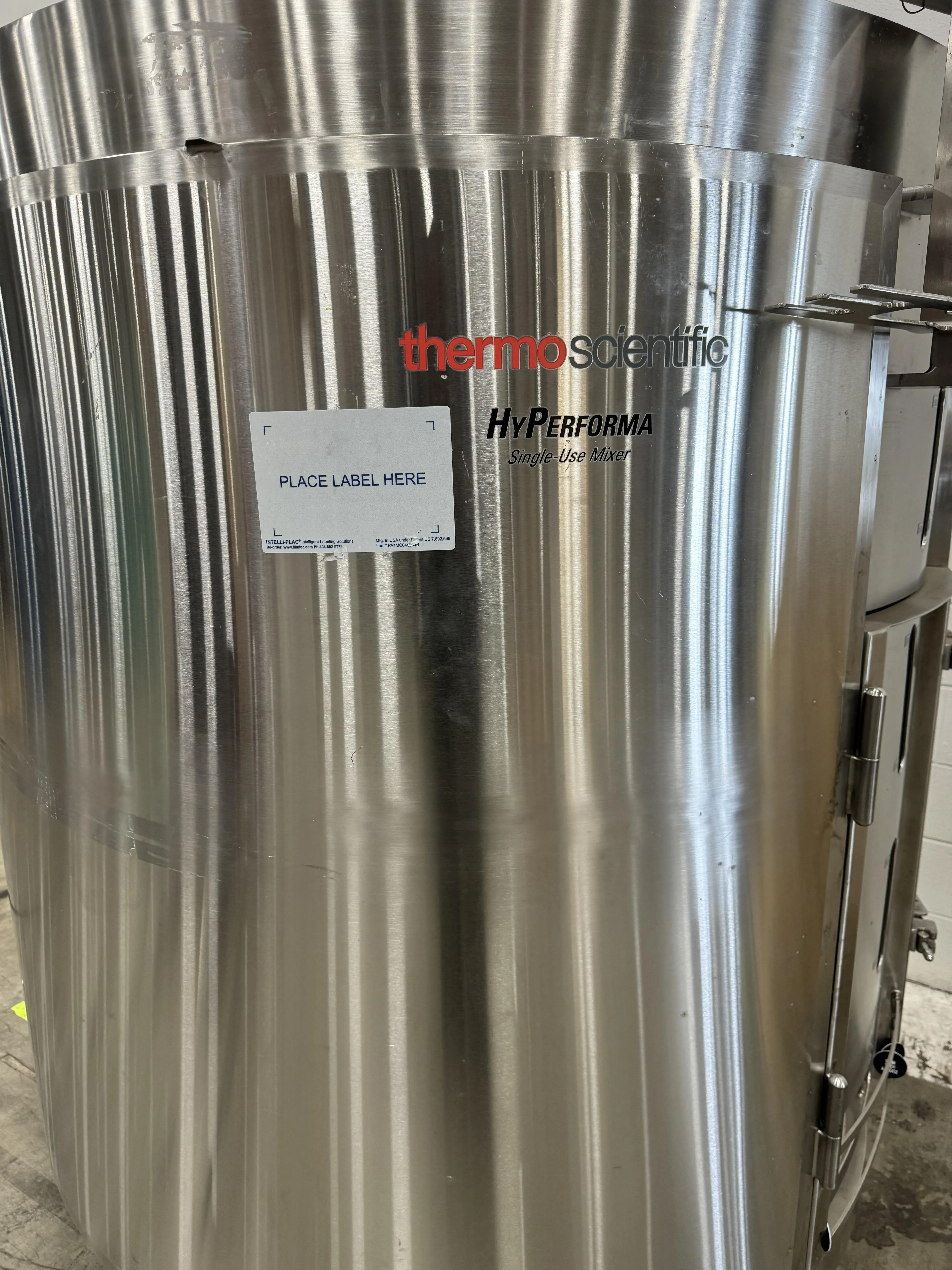 Thermo Scientific HyPerforma Single-use Mixer 2000L Cat# SUM2000.9004